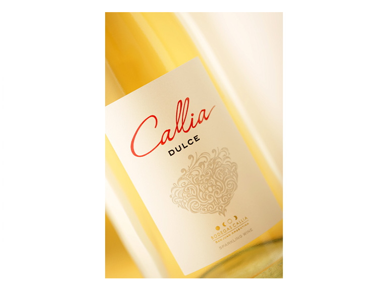 BODEGAS CALLIA / Sweet Sparkling Wine / Re-branding & Packaging Design